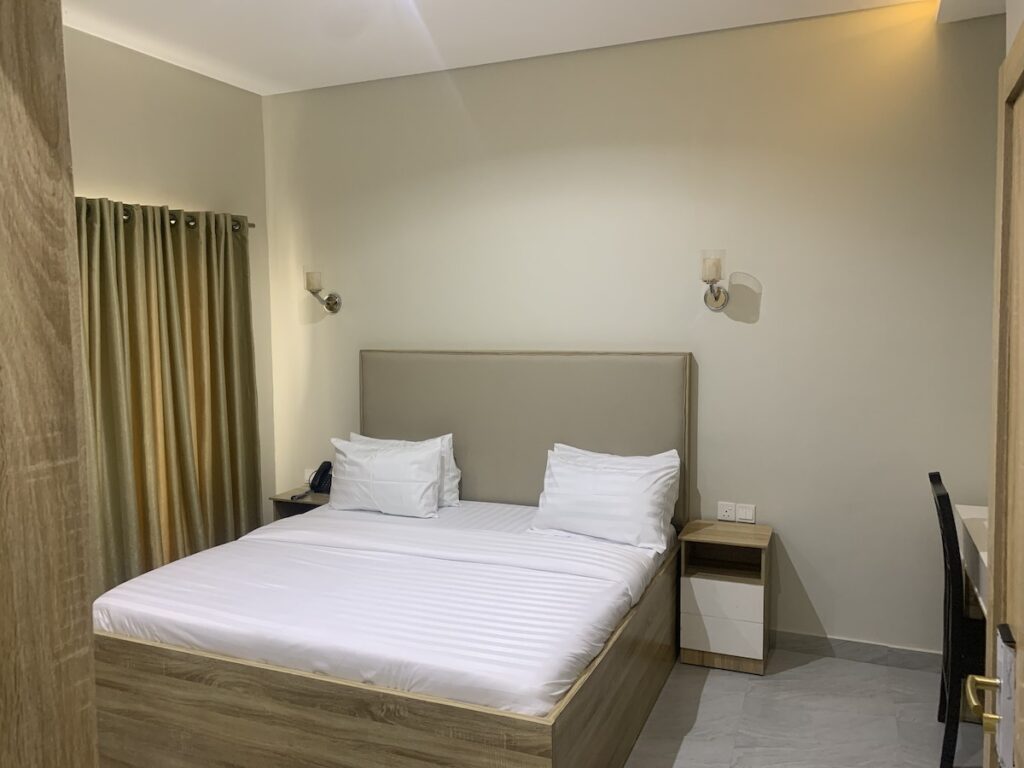 greywood-classic-hotel-ikeja