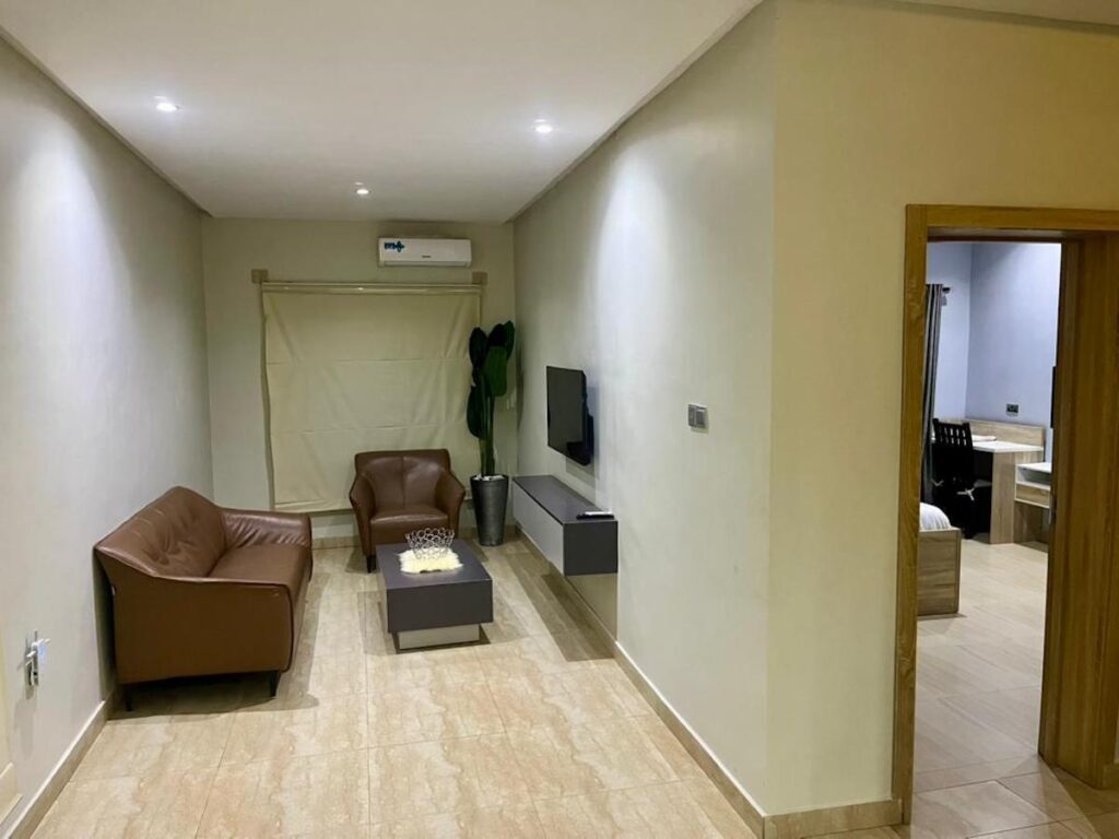 greywood-apartment-g