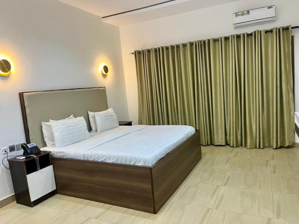 suite-greywood-hotel-ikeja2